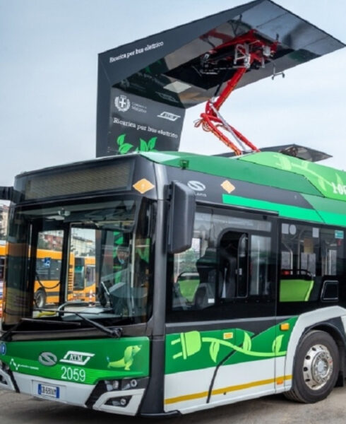 TECH BUS: towards an assisted and connected urban mobility